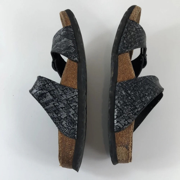 Papillio Birkenstock Sandal Women’s Snakeskin Embossed Adjustable Straps - Picture 5 of 15